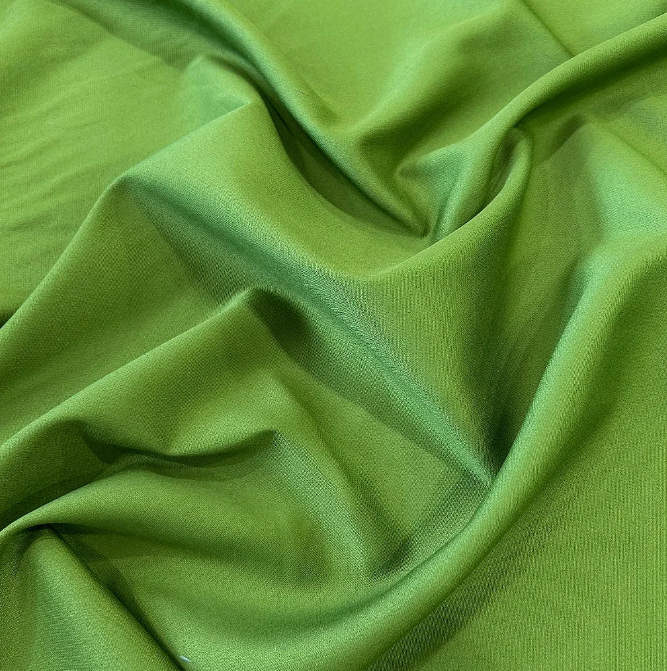 Tecido alfaiataria: como escolher o material ideal para vestidos, calças e blazers